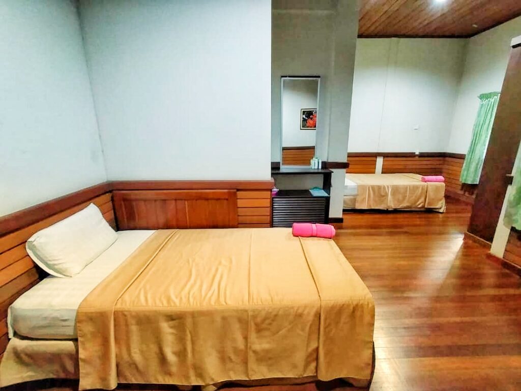 RESTHOUSE-STANDARD-1