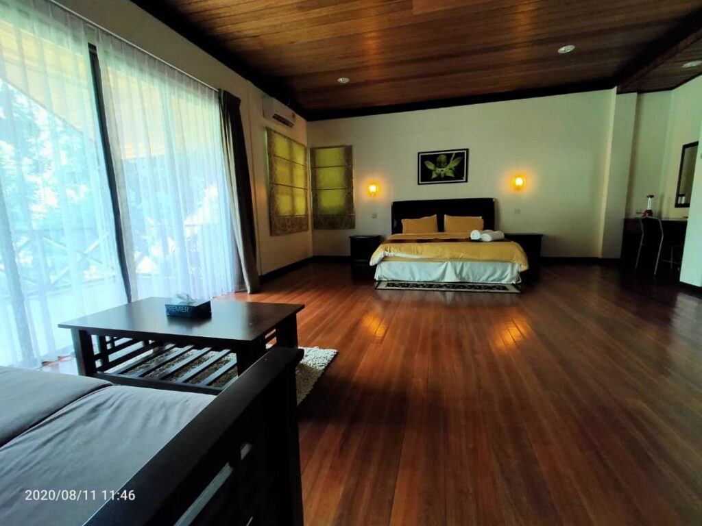 VVIP-MASTER-BEDROOM-1